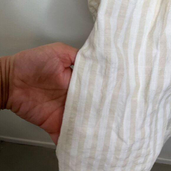 Urban Outfitters Dobby Puff Sleeve Babydoll Dress - Picture 6 of 8